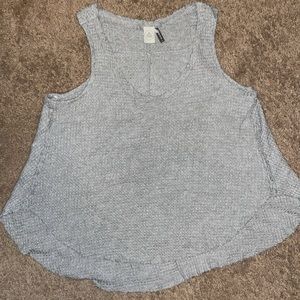 GRAY PAPER CRANE V NECK FLARE Thermal Tank - Size Large